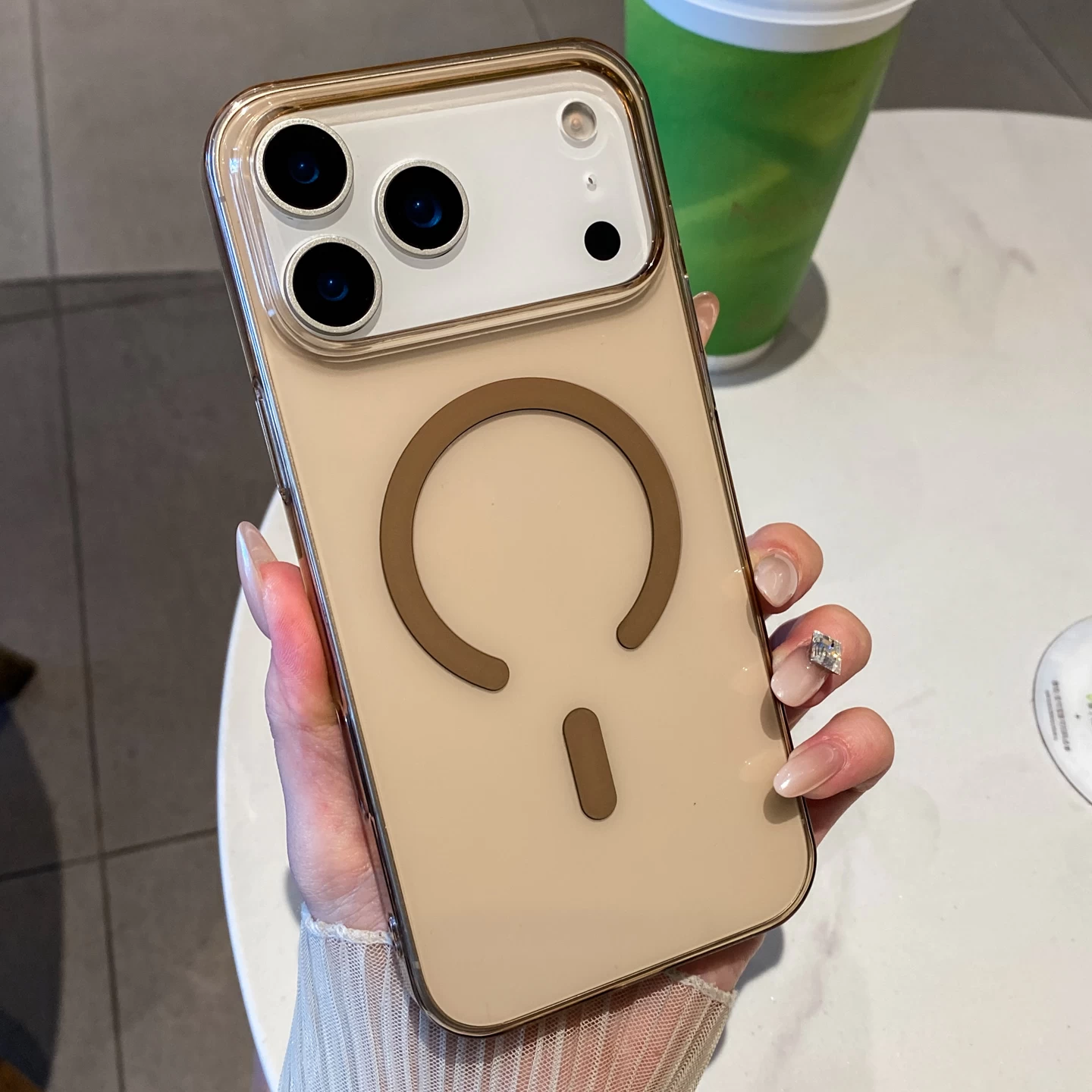 Ultra Thin Claer Cases Gold
