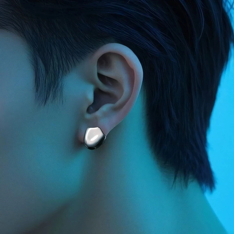 Asymmetrical Shield-like stud earring