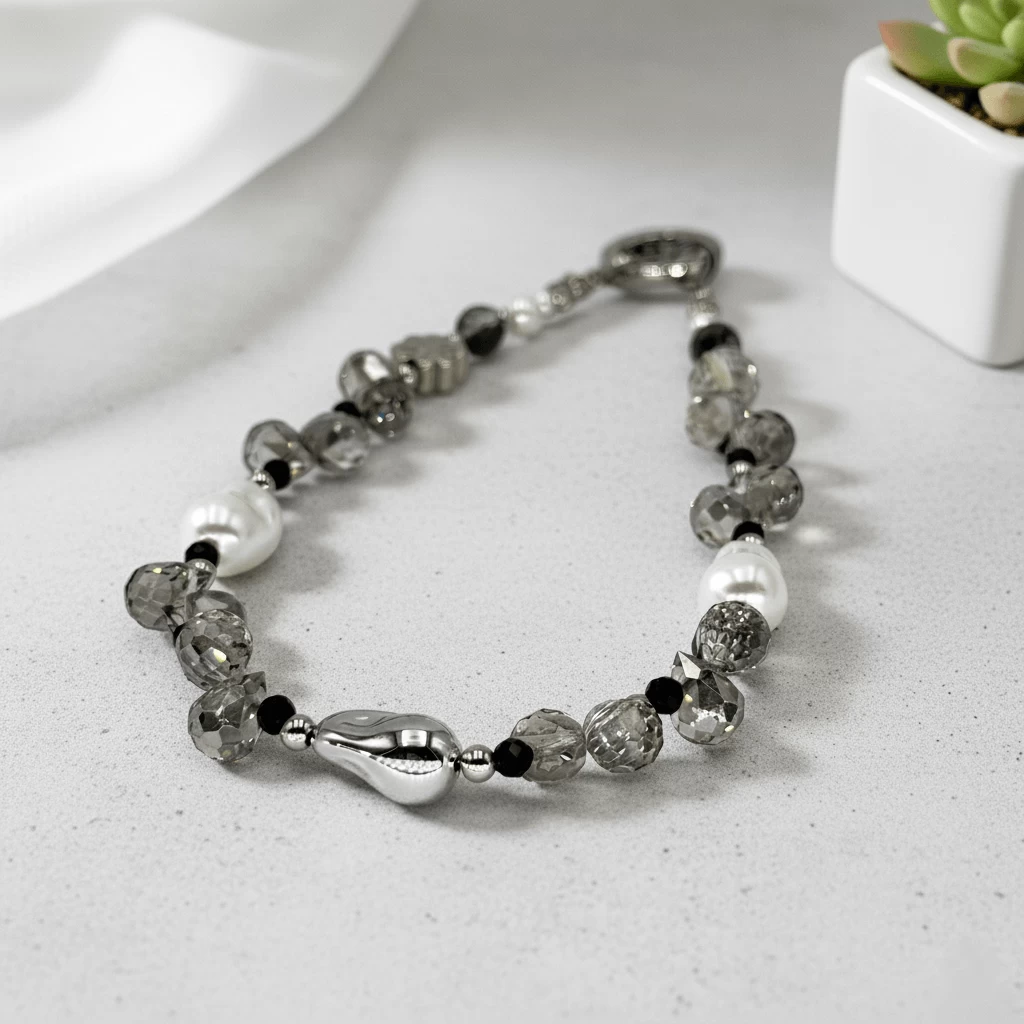 Black Crystal Baroque Charm