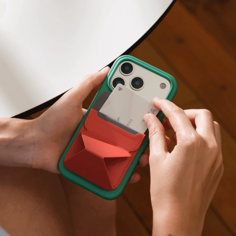 Snap-on Phone Stand & Wallet MOVAS™