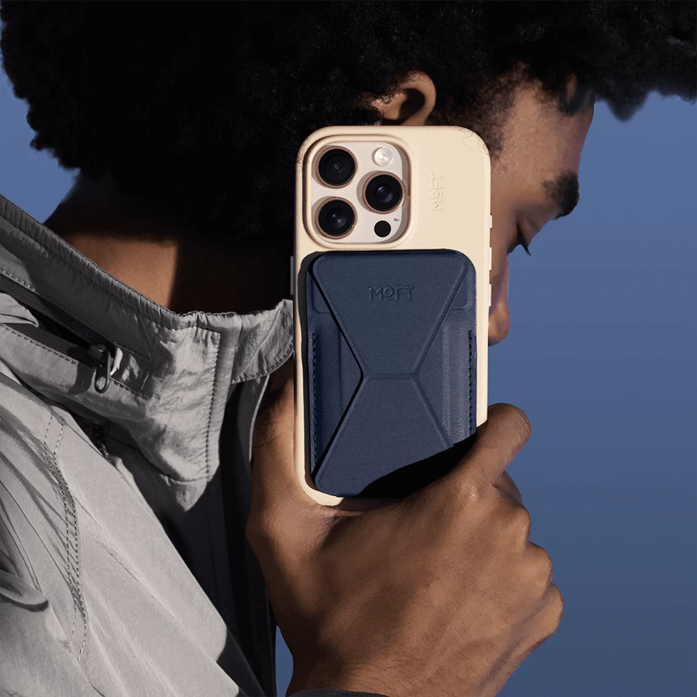 Snap-on Phone Stand & Wallet MOVAS™