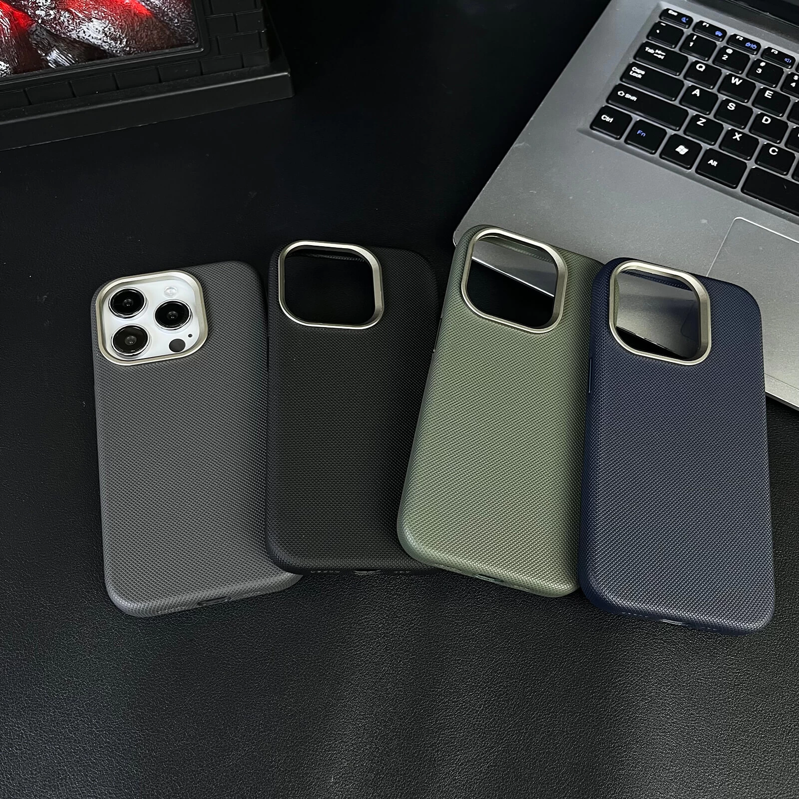 Diamond-patterned Leather Case